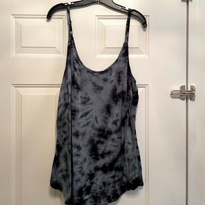 Torrid Tank. EUC.